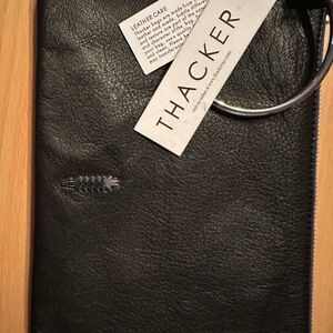 Thacker Black Leather WOMEN Wallet